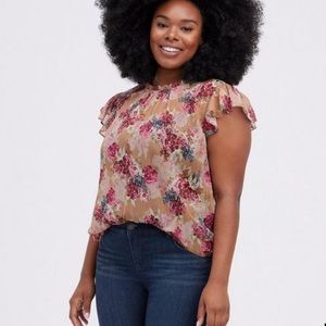 Torrid Crinkle Chiffon Flutter Sleeve Floral Blouse